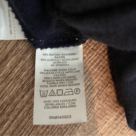 NWT Lou & Grey Signaturesoft Henley Jumpsuit Size XS - Picture 4 of 9